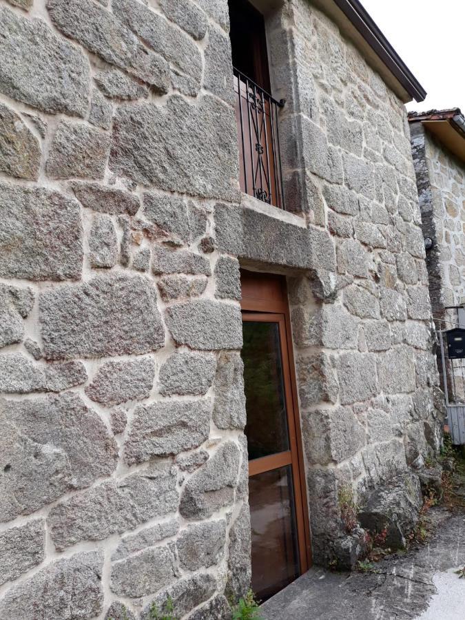 Casa De Pueblo En San Estevo Ribas De Sil 奥伦塞 外观 照片